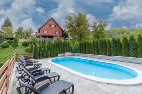 Heated Pool Chalet Zavrh 1 - Happy Rentals